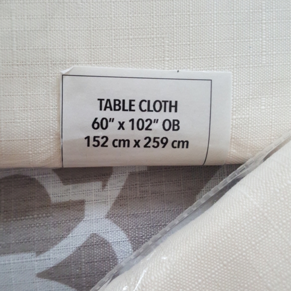 COPY - Fabric Tablecloth (rectangular 60×102) - Picture 2 of 4